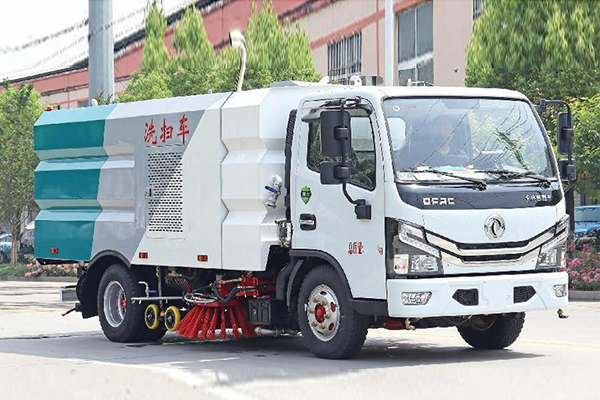 小多利卡CLW5071TXS6SL洗扫车